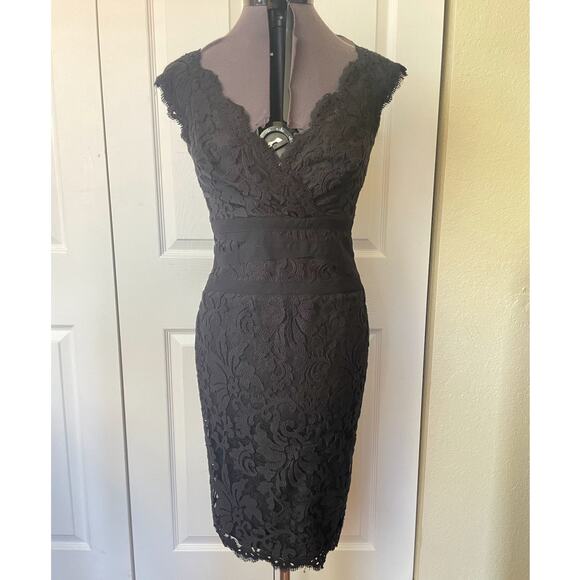 Tadashi Shoji Black Lace Cocktail Knee Length Sheath Dress, Size 4 - Picture 2 of 4